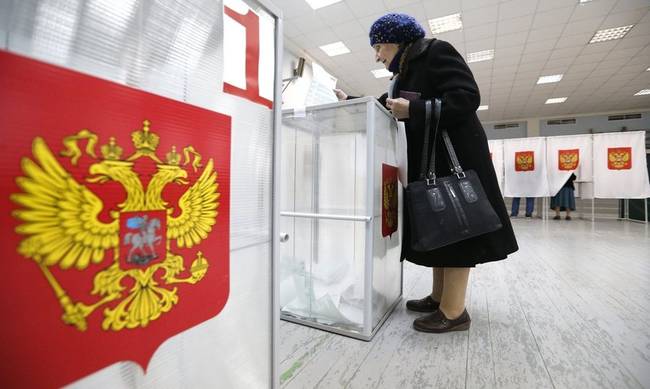 Κοινοβουλευτικές εκλογές σήμερα στη Ρωσία – «Ψηφίστε για την πατρίδα» προτρέπει ο Πούτιν (Pics+Vid)
