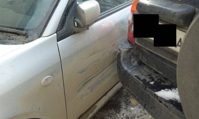 Η λύση στην κρίση: Αυτός ο Ρώσος επισκεύασε τη ζημιά στο αυτοκίνητο του με τον πιο μεγαλοφυή τρόπο