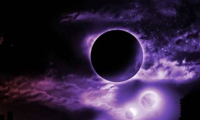 Έρχεται το «Μαύρο Φεγγάρι»! Γιατί το συνδέουν με το τέλος του κόσμου;