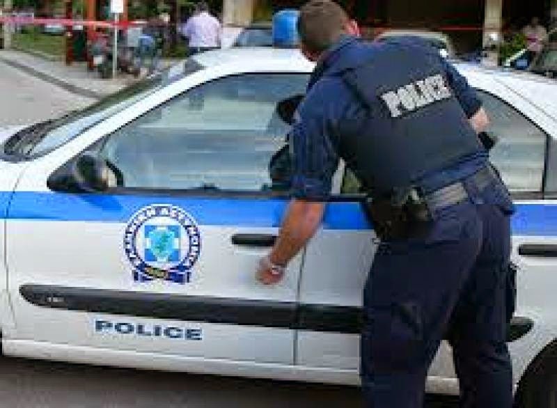 Υπηρεσία Εσωτερικών Υποθέσεων ΕΛ.ΑΣ.: Αστυνομικός «νοίκιαζε» για 2.000 ευρώ τον μήνα υπηρεσιακό ασύρματο σε κλέφτες