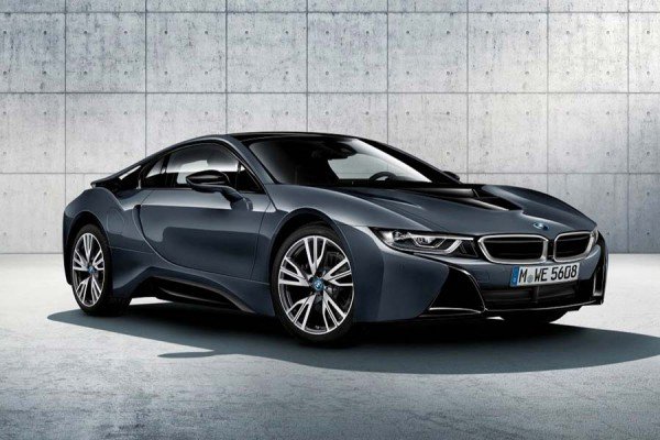 Νέα συλλεκτική BMW i8 Protonic Dark Silver Edition
