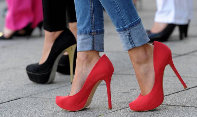 Τέλεια tips για να περπατήσεις άνετα τα ψηλοτάκουνα παπούτσια σου