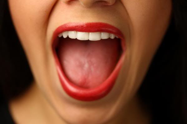 Καρκίνος του στόματος: Τα σημάδια που δεν πρέπει να αγνοήσετε