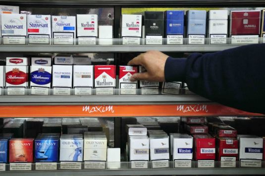 Απέσυραν την τροπολογία για τα τσιγάρα οι βουλευτές του ΣΥΡΙΖΑ