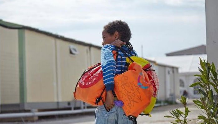 Με 12 λεωφορεία θα μεταφερθούν τα προσφυγόπουλα στα σχολεία