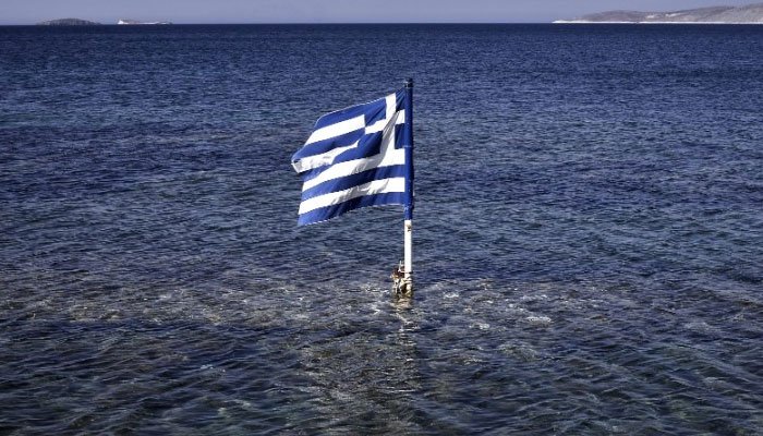 GfK: Οι Έλληνες δεν φαίνεται να μπορούν να ξεφύγουν από τις συνέπειες της κρίσης