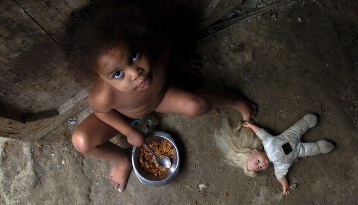 Καμπανάκι από τη UNICEF: Υποσιτισμένα πέντε στα έξι παιδιά στις αναπτυσσόμενες χώρες