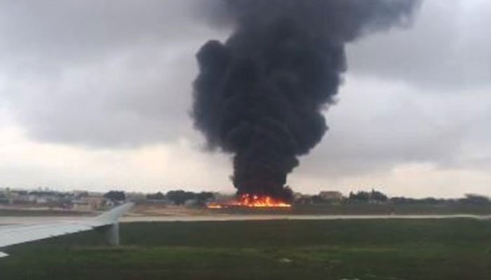 Συνετρίβη αεροσκάφος στη Μάλτα - 5 νεκροί (εικόνες&video)