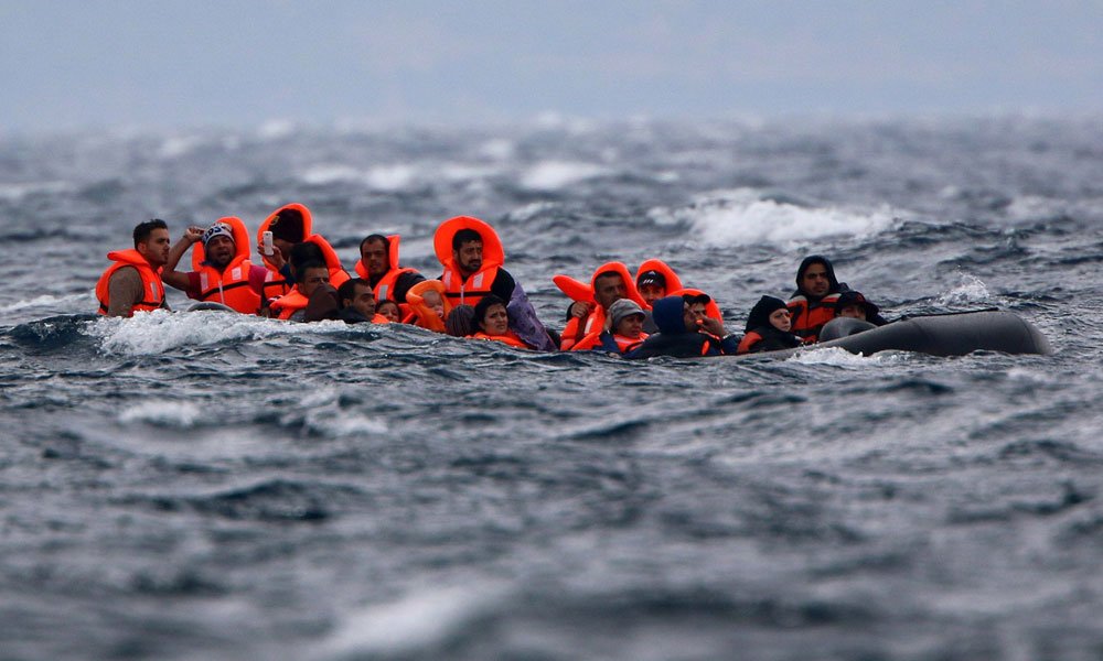 Μηδενικές οι ροές μεταναστών και προσφύγων στα νησιά του βόρειου Αιγαίου λόγω της κακοκαιρίας
