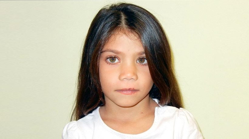 Τους βιολογικούς γονείς 6χρονης που ζούσε σε καταυλισμό τσιγγάνων στον Τύρναβο αναζητούν οι Αρχές
