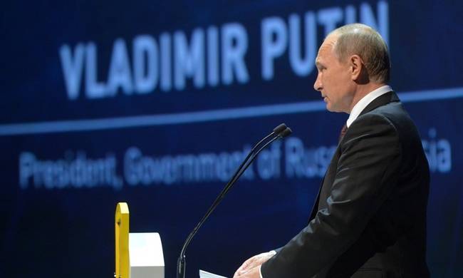 Πούτιν: Απαράδεκτες οι μονομερείς κυρώσεις στην ενέργεια
