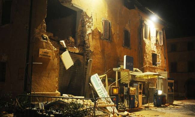 Ιταλία: «Δεν υπάρχουν Έλληνες πολίτες μεταξύ των τραυματιών του σεισμού»