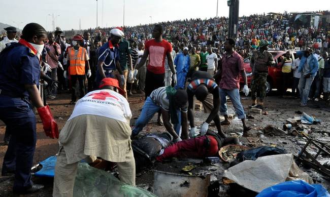 Καμικάζι αυτοκτονίας σκόρπισαν τον θάνατο στη Νιγηρία – Τουλάχιστον πέντε νεκροί