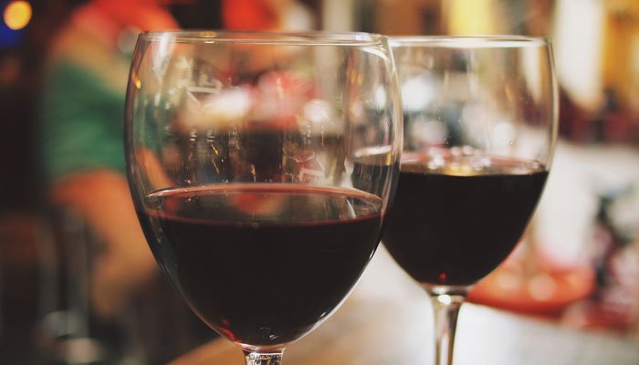 Πόσο κρασί μπορούμε να καταναλώνουμε καθημερινά;
