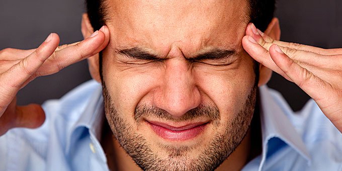 Πόνος στα μηνίγγια: Πώς θα καταλάβετε αν πρόκειται για όγκο στο κεφάλι