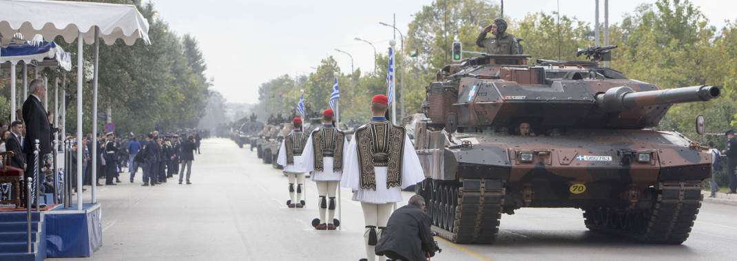 Η πιο εντυπωσιακή στρατιωτική παρέλαση των τελευταίων ετών (ΒΙΝΤΕΟ- ΕΙΚΟΝΕΣ)