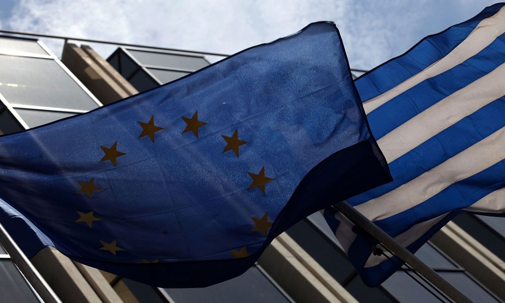 EUobserve: Εφικτή η ταχεία επίτευξη συμφωνίας για το ελληνικό χρέος