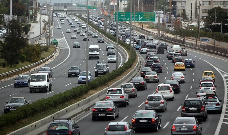 Τέλη κυκλοφορίας: Νέες διευκρινίσεις από το ΥΠΟΙΚ για τις αλλαγές σε ορισμένα οχήματα