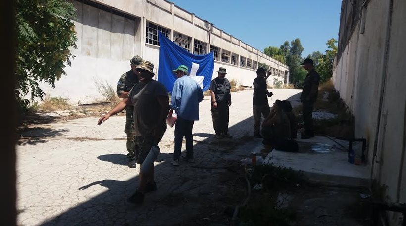 "Σύλλογος αστέγων" κατέλαβε το χώρο που θα χτιστεί το τέμενος
