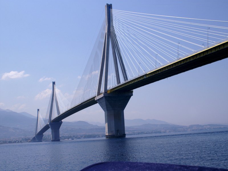 Γυναίκα αυτοκτόνησε πέφτοντας από τη γέφυρα Ρίου Αντιρρίου
