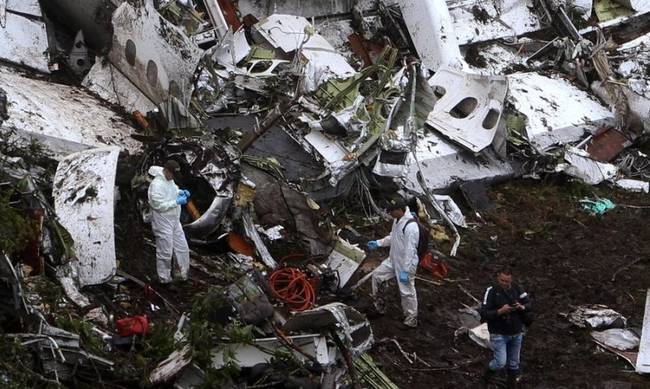 Απίστευτο: Το αεροπλάνο της Σαπεκοένσε έπεσε εξαιτίας ενός…
