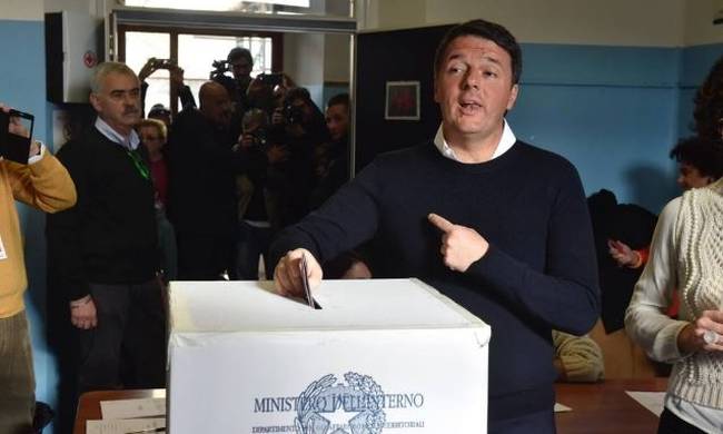 Δημοψήφισμα Ιταλία: Αποχή - ρεκόρ λίγες ώρες πριν κλείσουν οι κάλπες
