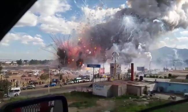 Μεξικό: Μεγάλη έκρηξη σε αγορά πυροτεχνημάτων με δεκάδες τραυματίες - Φόβοι για νεκρούς (videos)