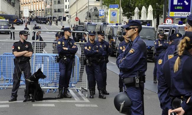 Ενισχύονται τα μέτρα ασφαλείας στην Ισπανία ενόψει της Πρωτοχρονιάς