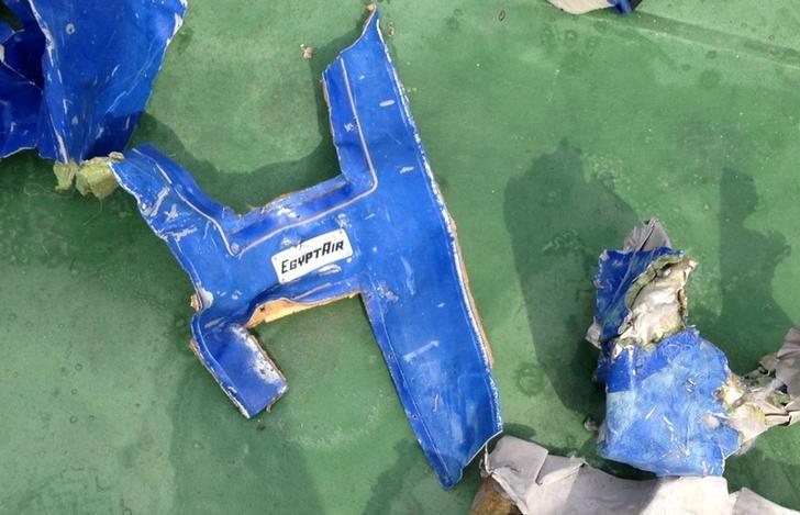 Ίχνη εκρηκτικών σε πτώματα της πτήσης της EgyptAir που συνετρίβη στη Μεσόγειο