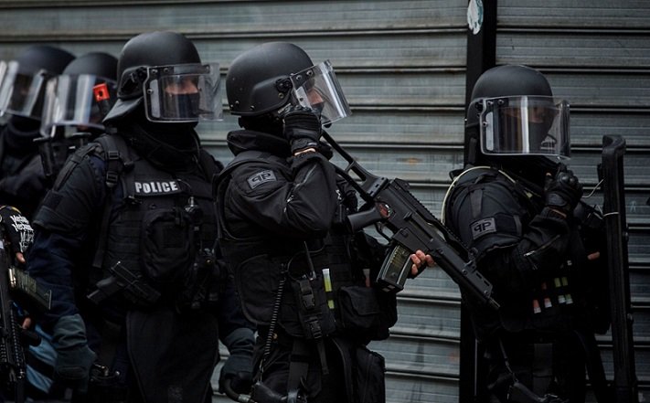 Ενισχυμένα μέτρα ασφαλείας σε Ιταλία & Γαλλία – Στους δρόμους χιλιάδες αστυνομικοί υπό το φόβο επιθέσεων