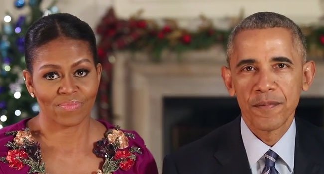 VIDEO: Το τελευταίο χριστουγεννιάτικο μήνυμα των Ομπάμα από τον Λευκό Οίκο