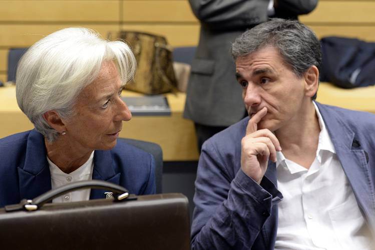 Αρνείται η κυβέρνηση τα νέα μέτρα του ΔΝΤ και μιλά πλέον ανοιχτά για εκλογές