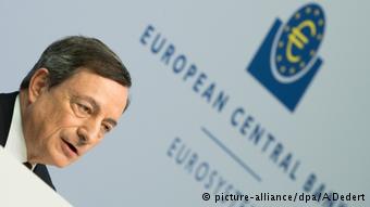 Ο Ντράγκι προειδοποιεί: η αποχώρηση από το ευρώ στοιχίζει πολύ ακριβά