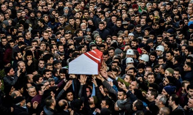 Επίθεση Κωνσταντινούπολη - Ταυτoποιήθηκε ο δράστης του μακελειού στο κλαμπ Ρέινα