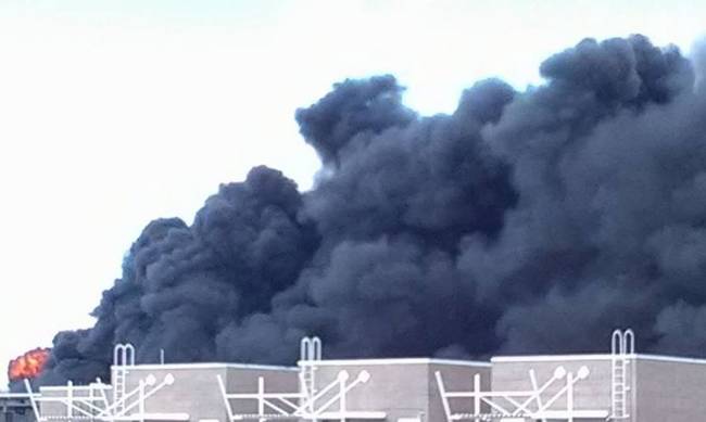 Τραγωδία στις ΗΠΑ: Αεροπλάνο συνετρίβη στο αεροδρόμιο της Τουσόν (εικόνες)