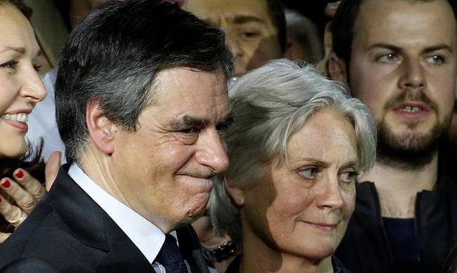 Σκάνδαλο Φιγιόν: Περισσότερα από 900.000 ευρώ εισέπραξε η σύζυγός του!