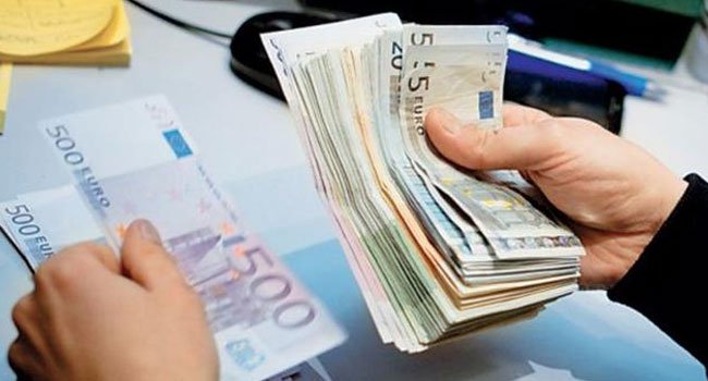 «Βόμβα» μεγατόνων με διασπάθιση δημόσιου χρήματος σε Δήμο των νοτίων προαστίων: 80.000 ευρώ λείπουν από τα Ταμεία του