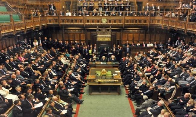 Βρετανία: Η Βουλή άναψε το «πράσινο φως» για το Brexit (βίντεο)