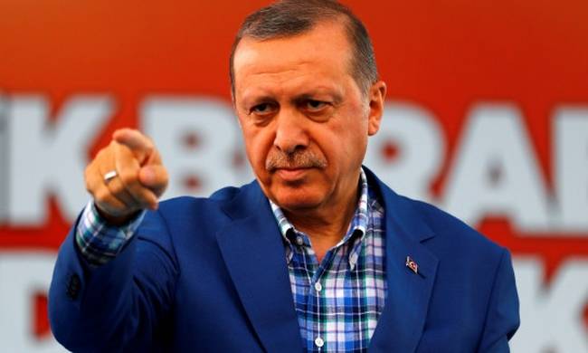 Στις 16 Απριλίου το δημοψήφισμα στην Τουρκία για το Σύνταγμα