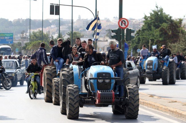 Κλιμακώνουν τις κινητοποιήσεις τους οι αγρότες - Συλλαλητήριο στις 14/2 στην Αθήνα