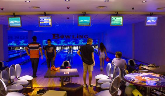 Blanos Bowling: Ο απόλυτος προορισμός για όλη την οικογένεια!