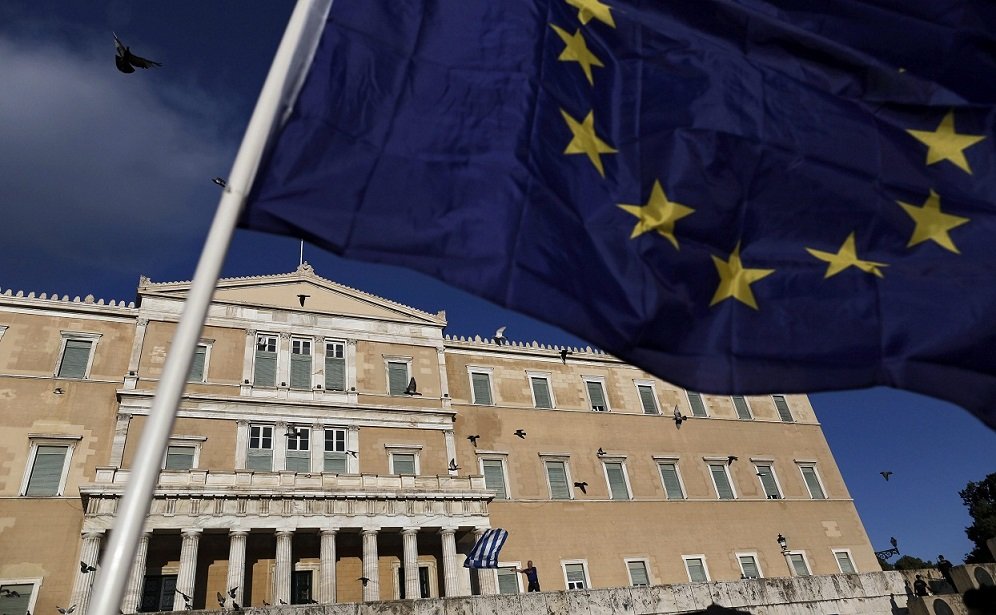 Θρίαμβος ΣΥΡΙΖΑ: Φορτώνουν τα νέα μέτρα στους επόμενους