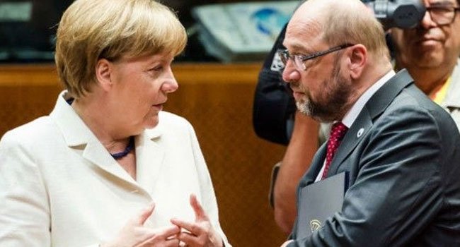 Δημοσκόπηση-σοκ για τη Μέρκελ: Οριακό προβάδισμα για πρώτη φορά για το SPD