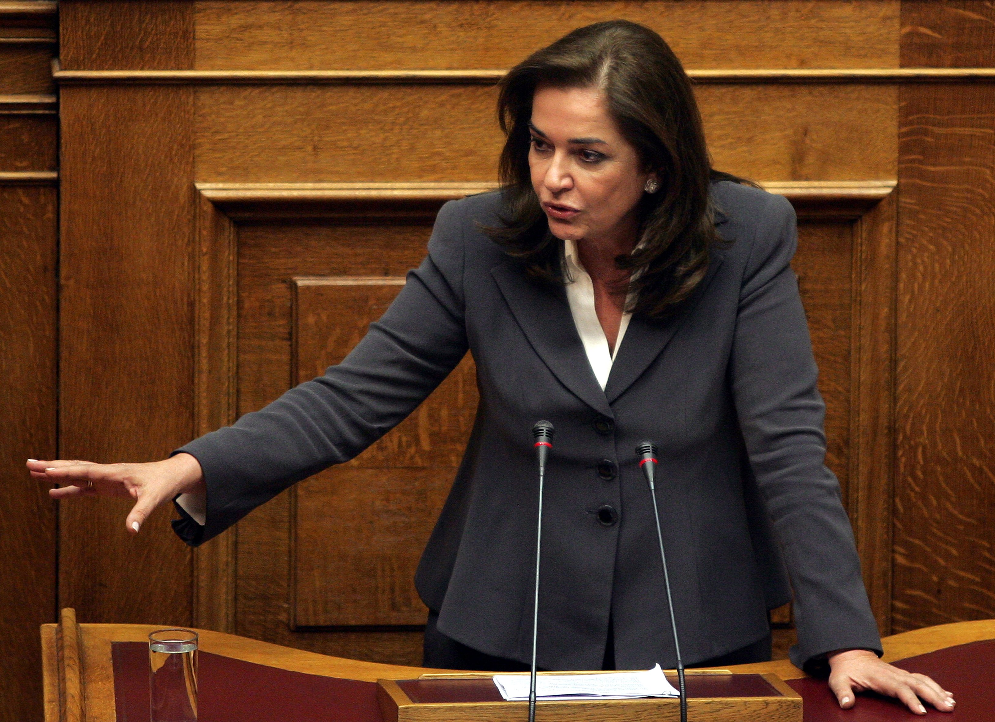 Ντόρα Μπακογιάννη: Ανησυχώ για το Grexit