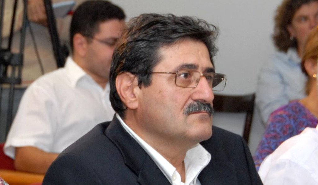 Αθωώθηκε ο δήμαρχος Πατρέων Κώστας Πελετίδης στη δίκη με τη Χρυσή Αυγή