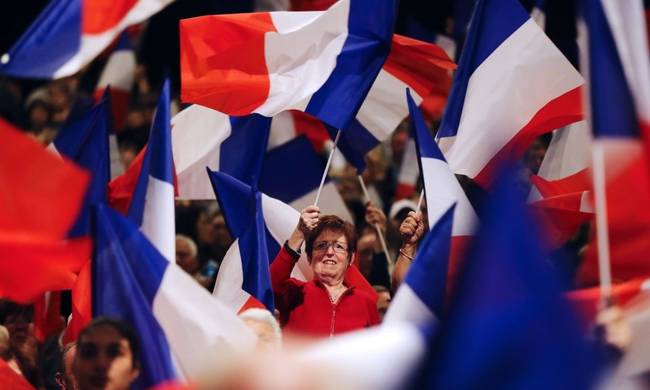 Προεδρικές εκλογές-Γαλλία: Σήμερα το πολυαναμενόμενο πρώτο τηλεοπτικό ντιμπέιτ των πέντε υποψηφίων