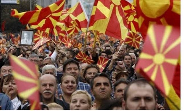 Δημοσκόπηση: Στα ύψη ο εθνικισμός στα Σκόπια