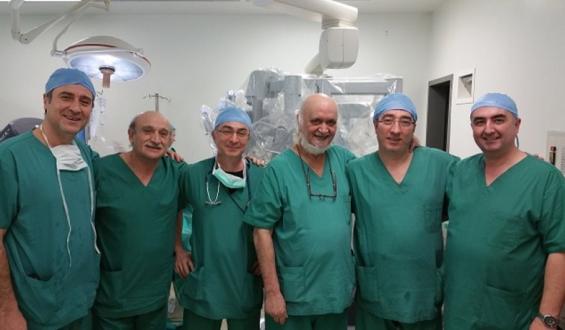 Πρώτη φορά στην Ελλάδα: Ρομποτική λοβεκτομή θώρακα σε 80χρονο με καρκίνο του πνεύμονα