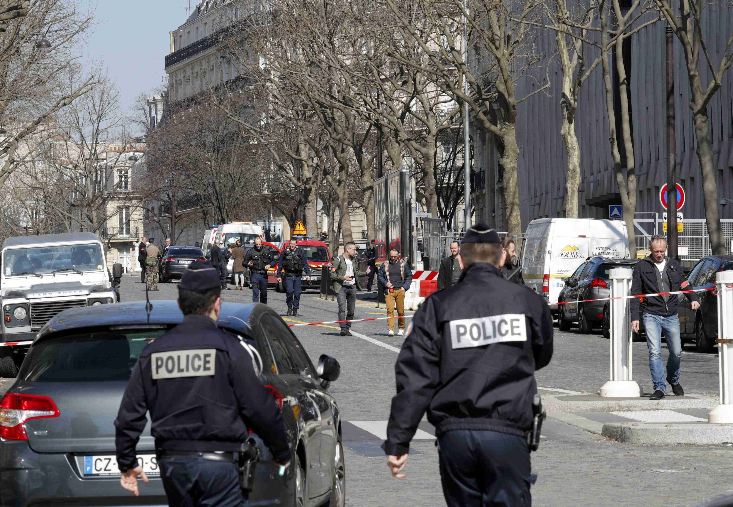 Έκρηξη «παγιδευμένου» φακέλου στα γραφεία του ΔΝΤ στο Παρίσι