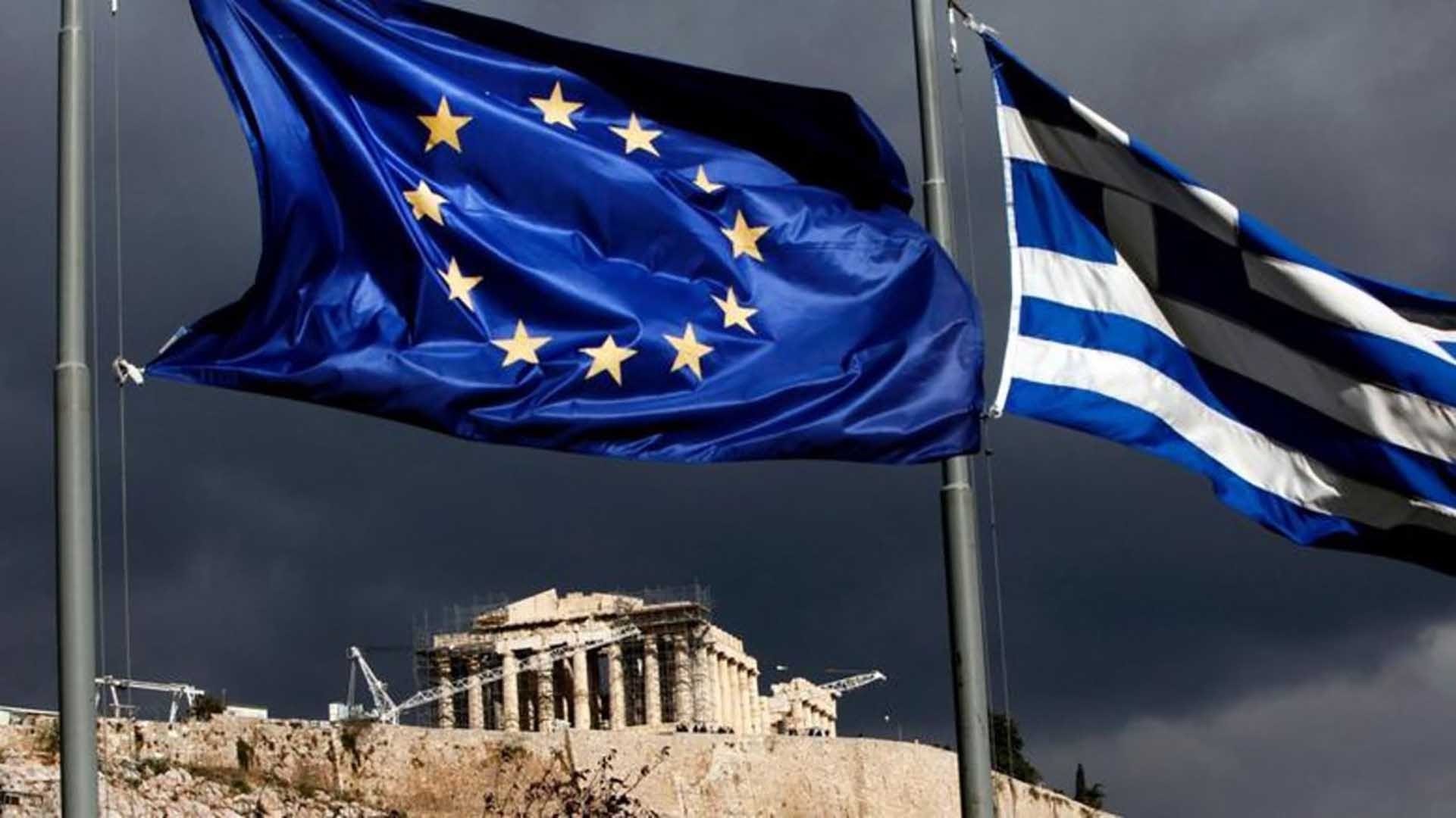 Reuters: Προκαταρκτική συμφωνία Ελλάδας - Θεσμών για εργασιακά και περικοπές συντάξεων